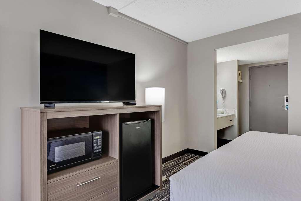 Clarion Pointe Near Casino Hotel