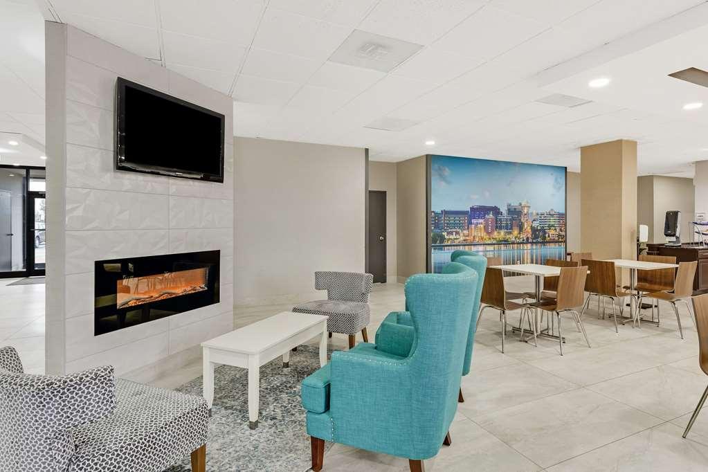 Clarion Pointe Near Casino 3* Kearsarge