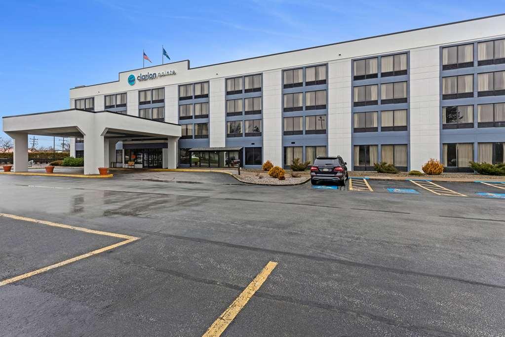 Hotel Clarion Pointe Near Erie Casino Kearsarge