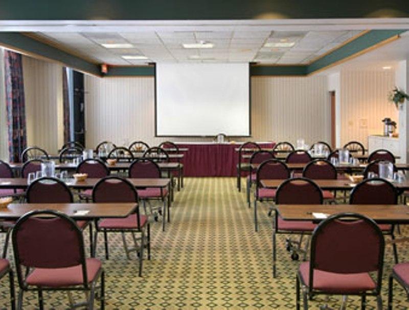 Clarion Pointe Near Erie Casino Hotel Kearsarge
