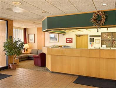 Hotel Clarion Pointe Near Erie Casino 3*